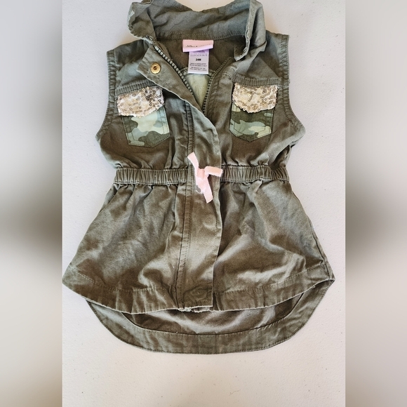 Little Las Green Camo/ Sequin Vest Toddler Size 24 Month. - Picture 1 of 6